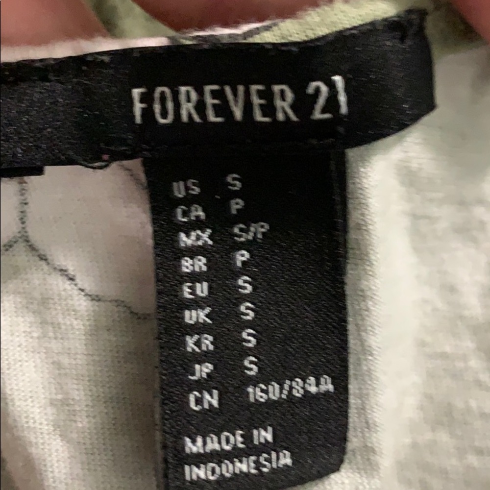 Shirt - Picture 4 of 5